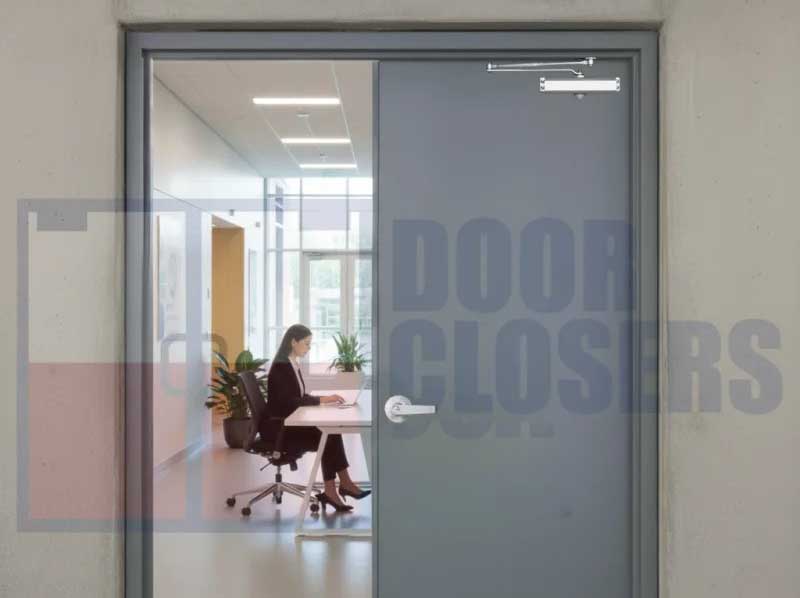 door closers pictures 